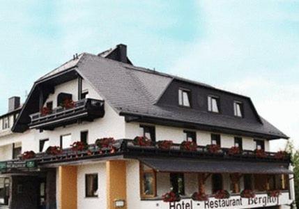 Hotel Restaurant Berghof Sohren Exterior foto